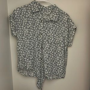 Green summer shirt for girls L (10-12)